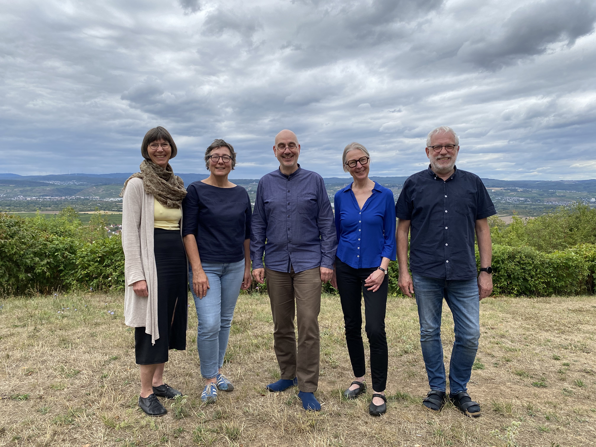 Vorstand v.l.n.r Claudia Barth, Sylvia Wallau, Martin Schmitz-Bethge, Sybille Böge, Norbert Richter